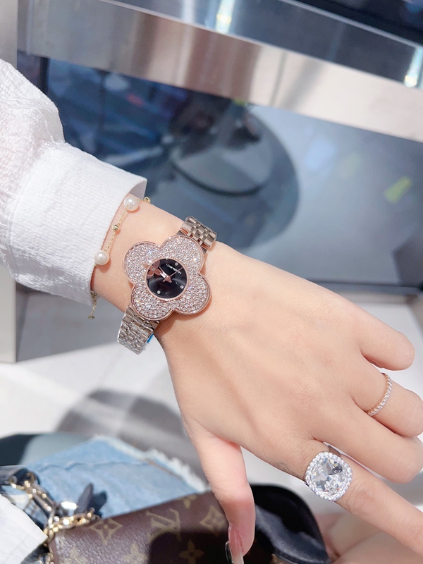 ブランド時計着用イメージ